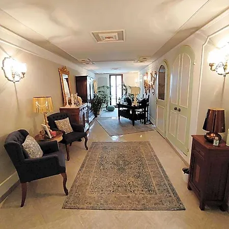 Casa Nives Bed and breakfast 4*
