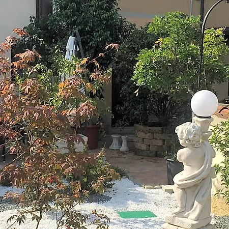 Casa Nives Bed & Breakfast 4*