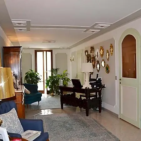Casa Nives Bed & Breakfast 4*
