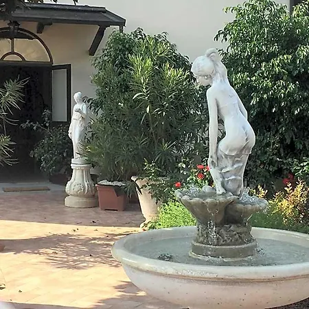 Casa Nives Bed & Breakfast