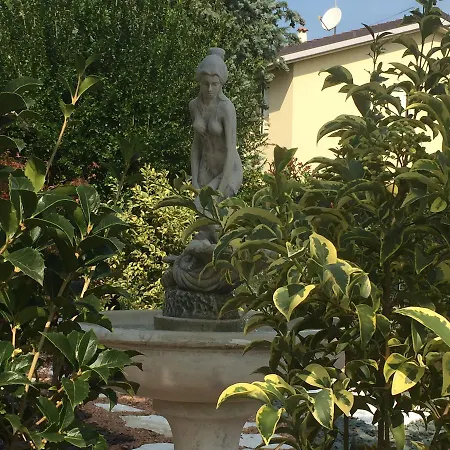 Casa Nives 4* サン・ピエトロ・イン・カザーレ